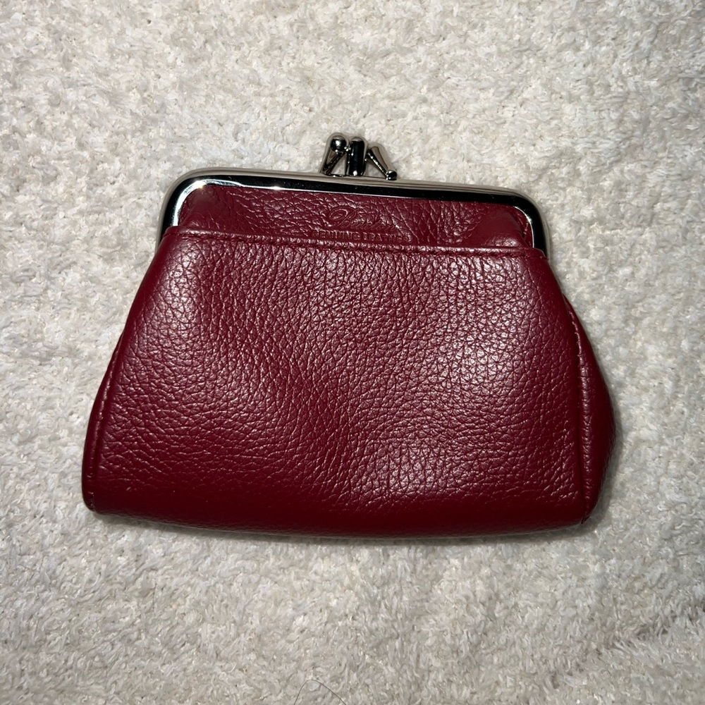 Buxton Kiss Lock Wallet